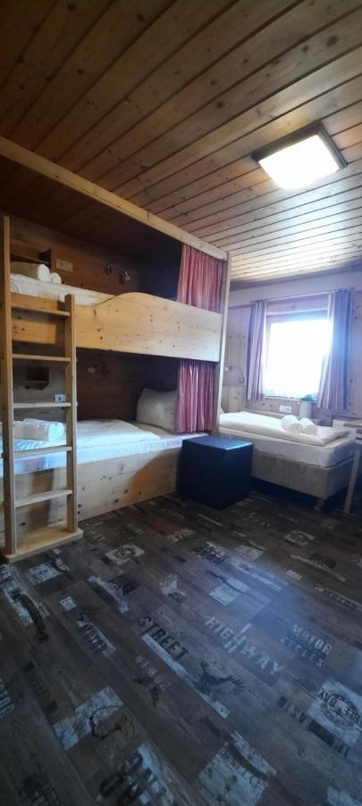 Chalet Auhof フラッハウ 部屋 写真